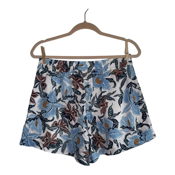 OLD NAVY Floral Print Shorts M NWOT - Picture 3 of 9